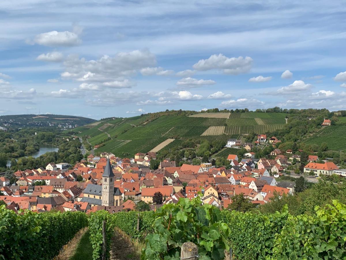 Modernes Penthouse, Nahe Wuerzburg Διαμέρισμα Εξωτερικό φωτογραφία